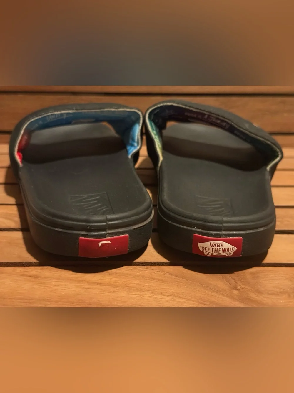 Vans la costa